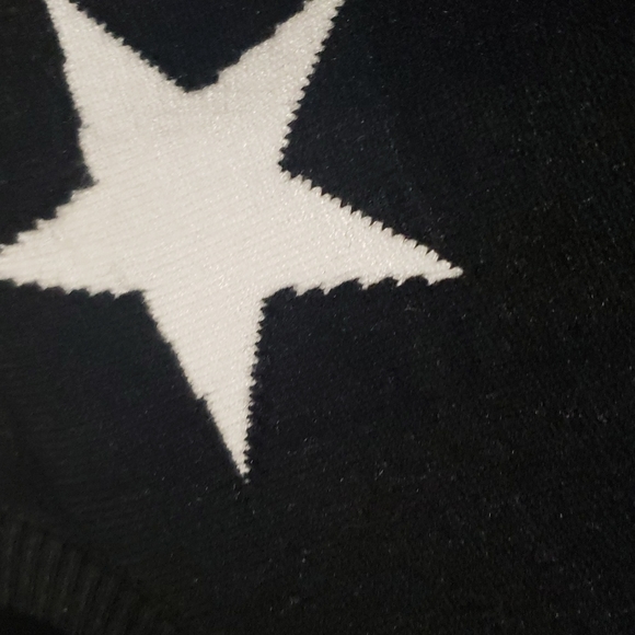 1XL left💥New boutique drop sleeve star turtleneck sweater - Picture 13 of 15